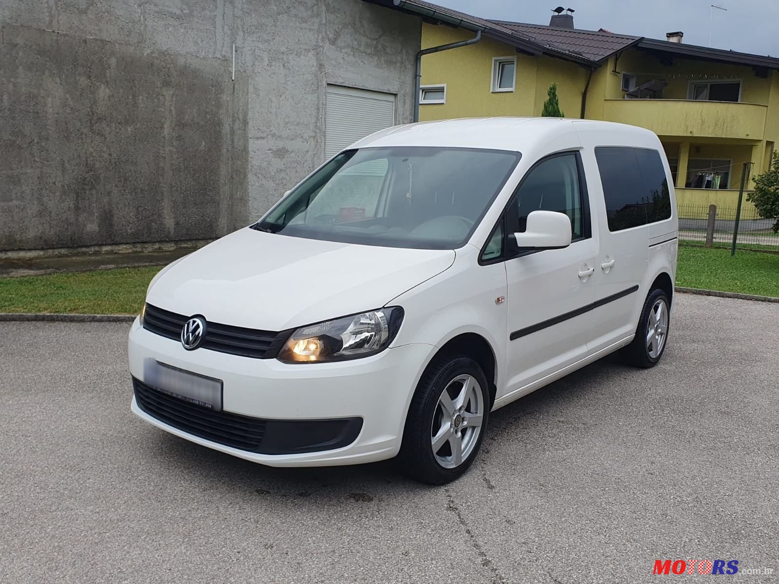 2015' Volkswagen Caddy 1,6 Tdi photo #1