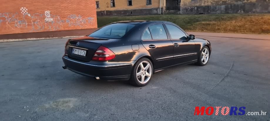 2003' Mercedes-Benz E-Klasa 270 Cdi photo #5