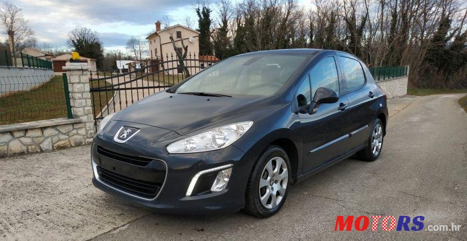 2013' Peugeot 308 1,6 Hdi photo #2