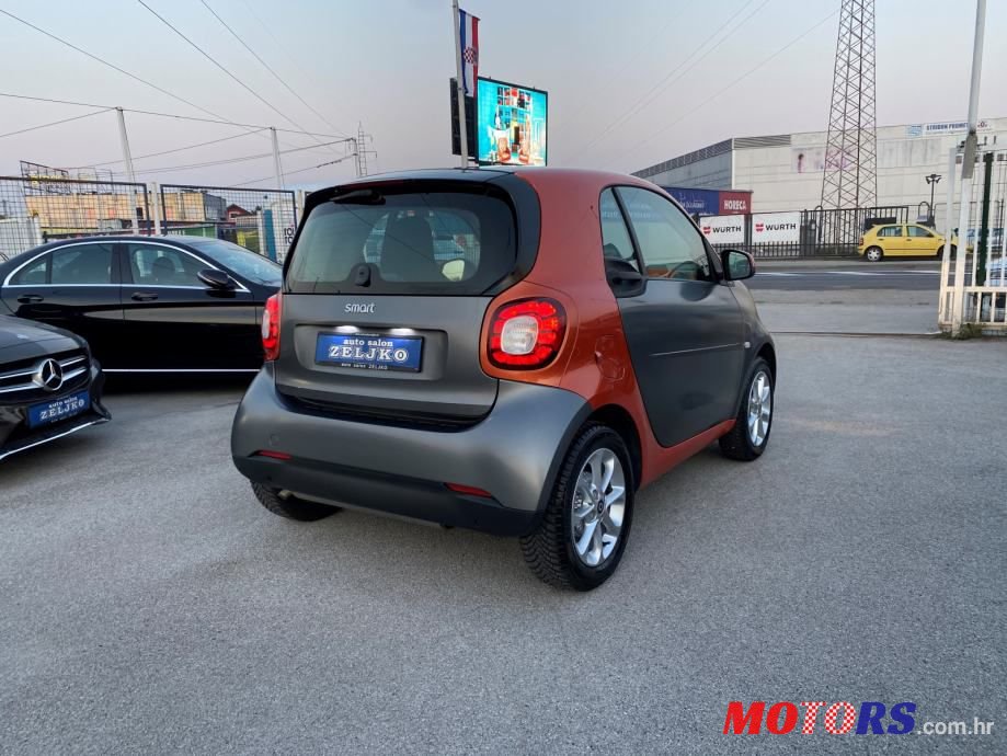 2015' Smart Fortwo photo #2