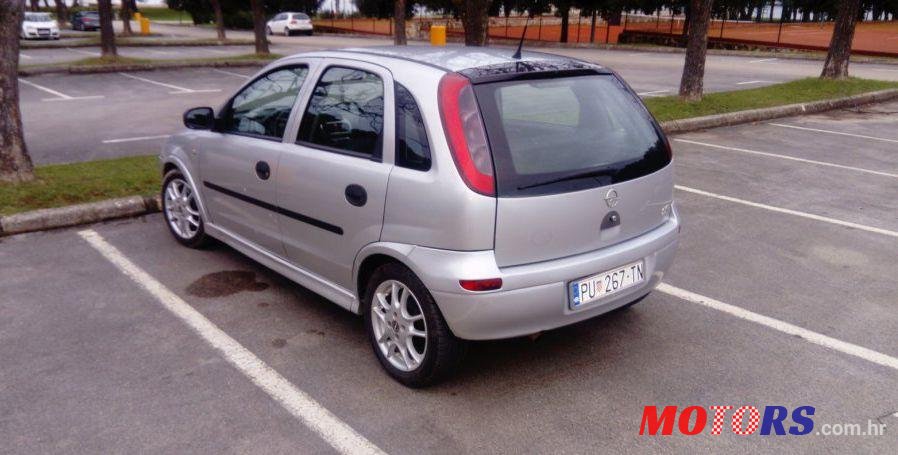 2001' Opel Corsa Sport 1,4 16V photo #1