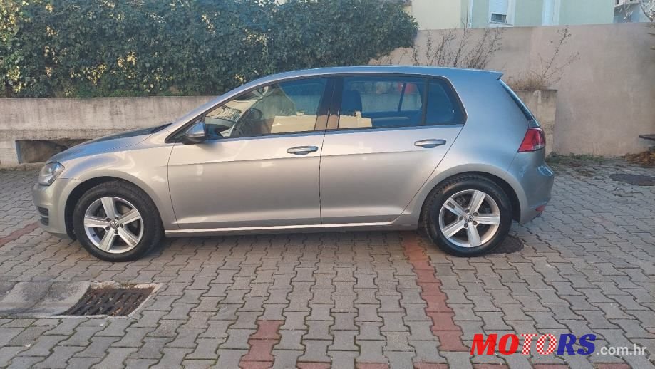 2015' Volkswagen Golf 7 1.6 Tdi photo #3