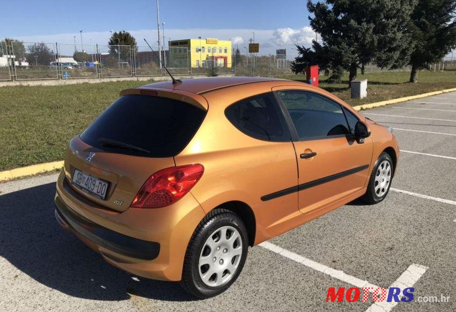 2007' Peugeot 207 1,4 photo #2
