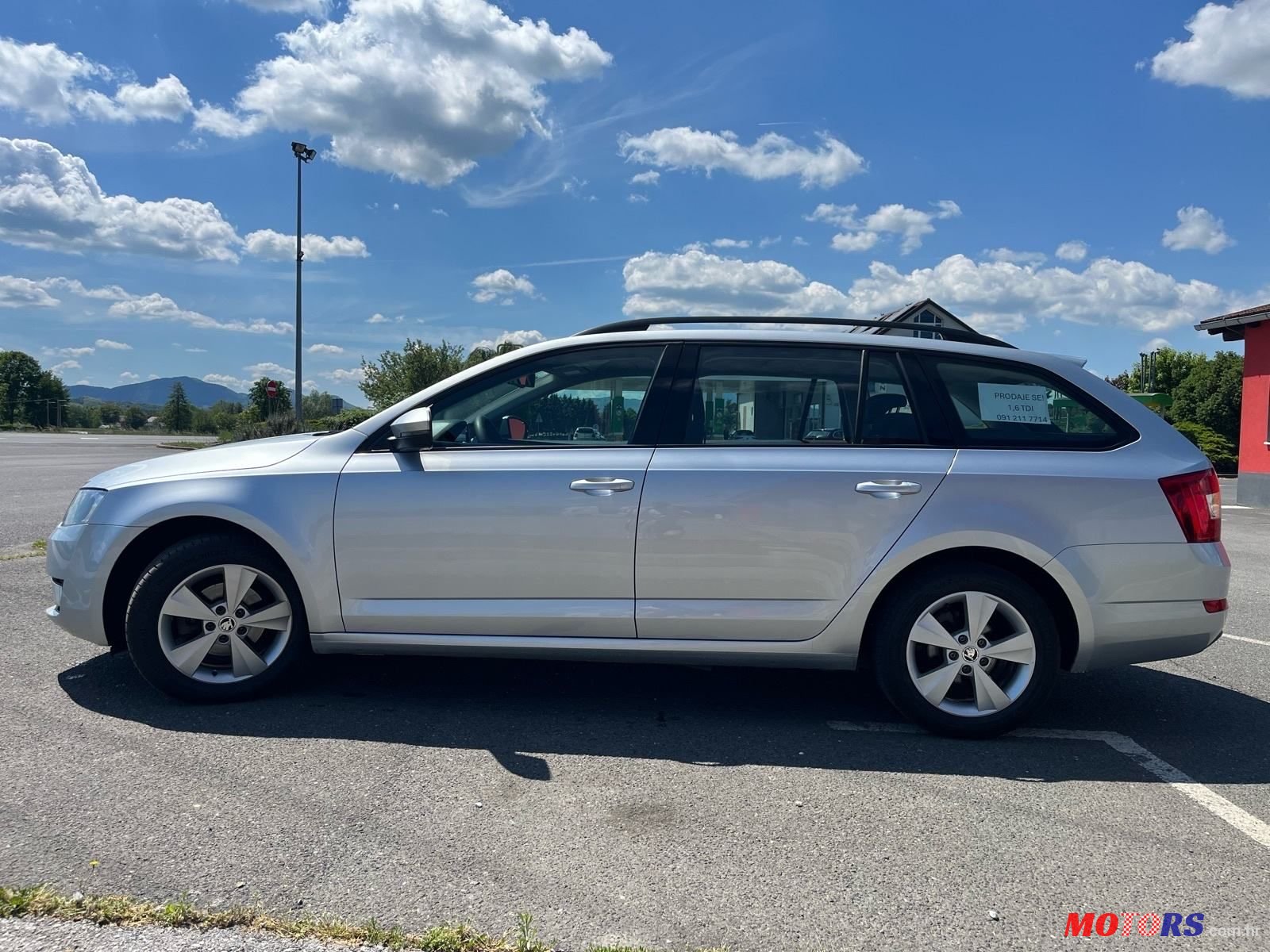 2014' Skoda Octavia Combi photo #3