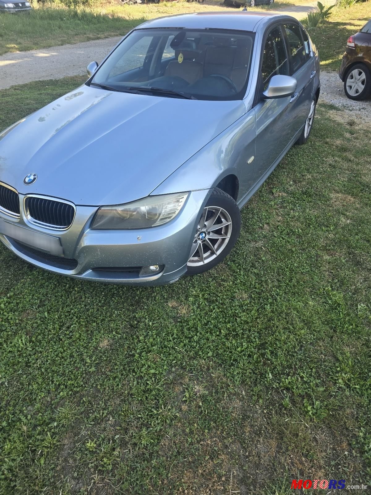 2010' BMW Serija 3 318D photo #2