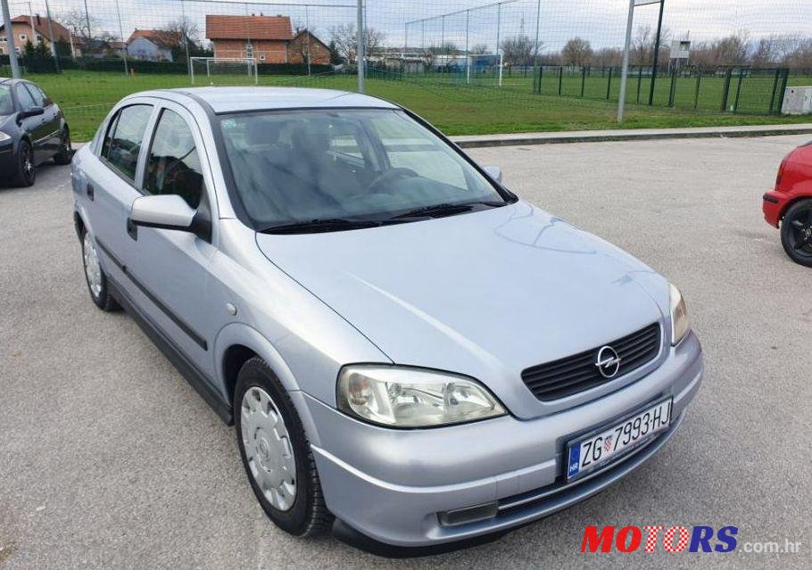 2003' Opel Astra 1,4 photo #1