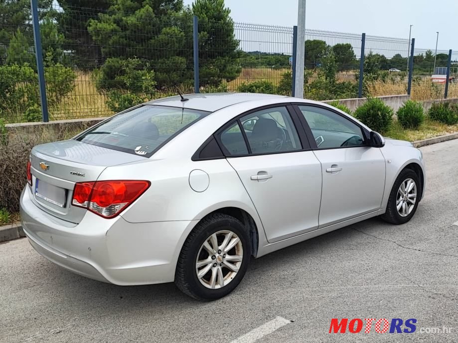 2013' Chevrolet Cruze 1,6 Ls+ photo #4