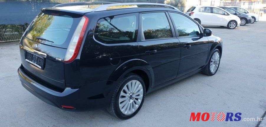 2009' Ford Focus Karavan photo #1