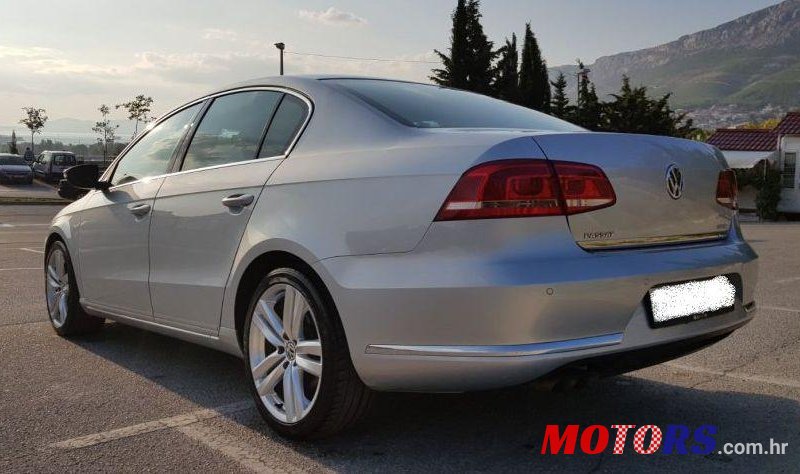 2012' Volkswagen Passat 2,0 Tdi Bmt photo #2