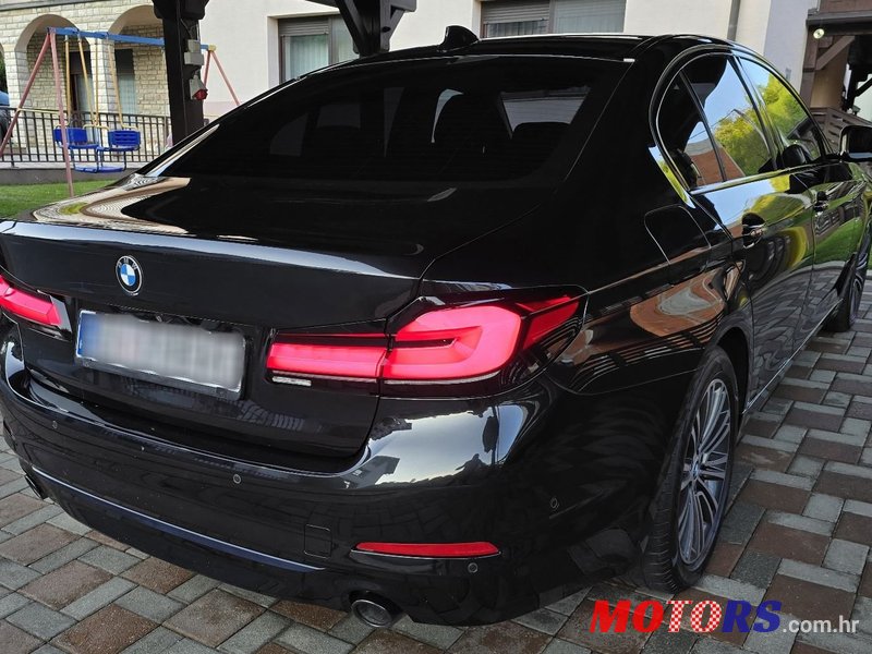 2017' BMW Serija 5 520D Xd photo #6