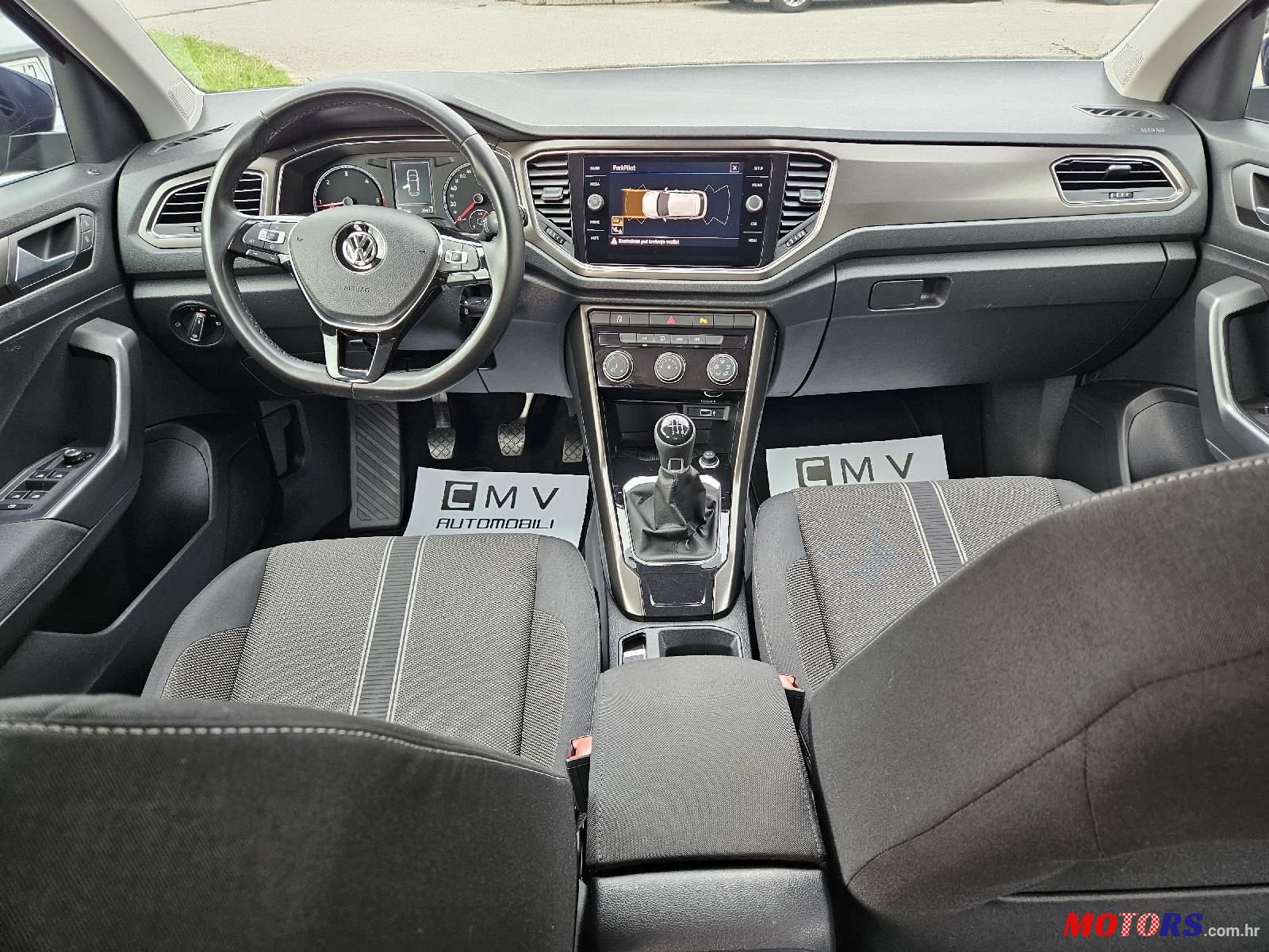 2018' Volkswagen T-Roc 1,6 Tdi photo #2