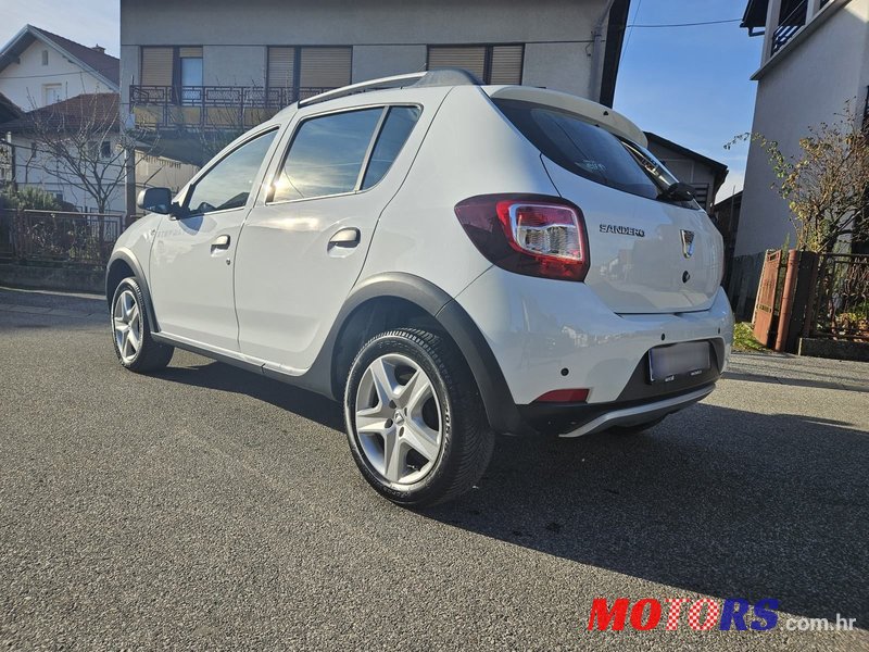 2015' Dacia Sandero 0,9 Tce 90 Prestige photo #3