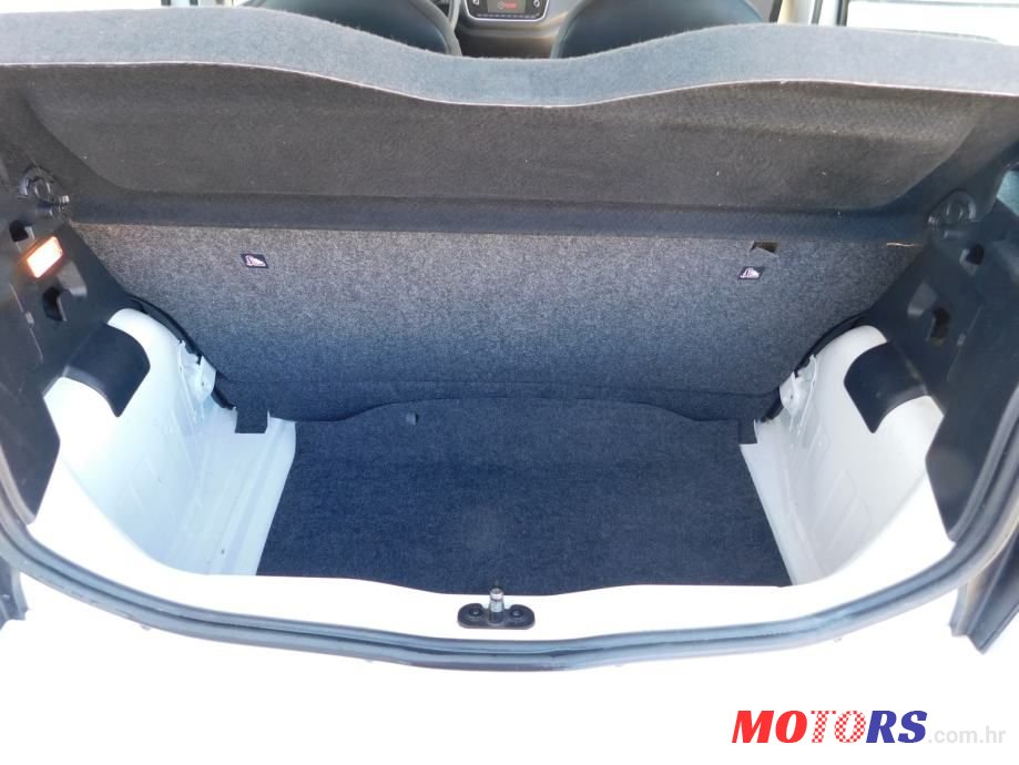 2018' Volkswagen Up! 1,0 photo #6