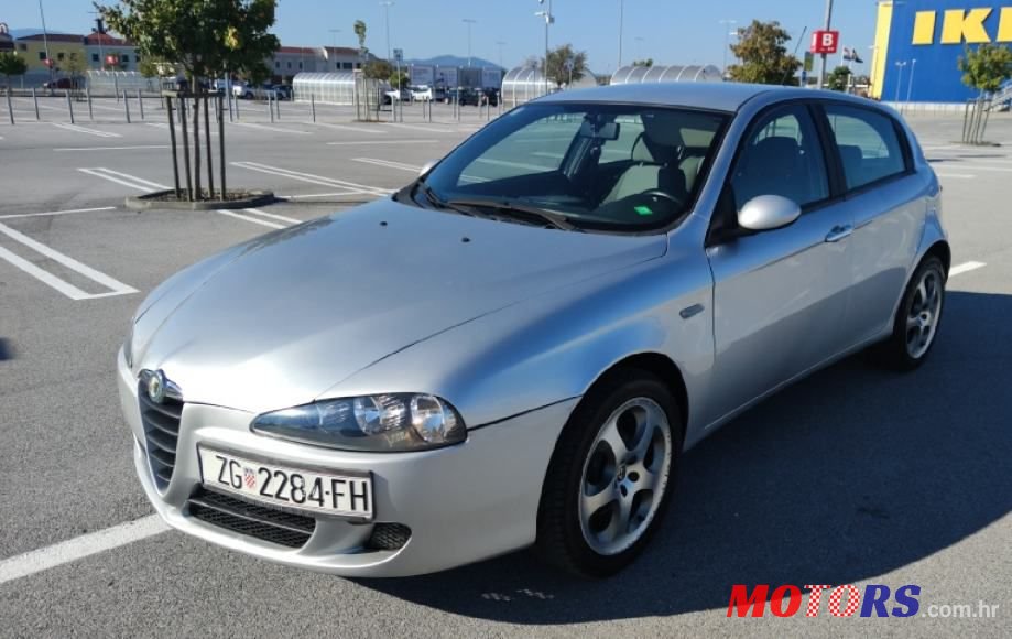 2007' Alfa Romeo 147 photo #1