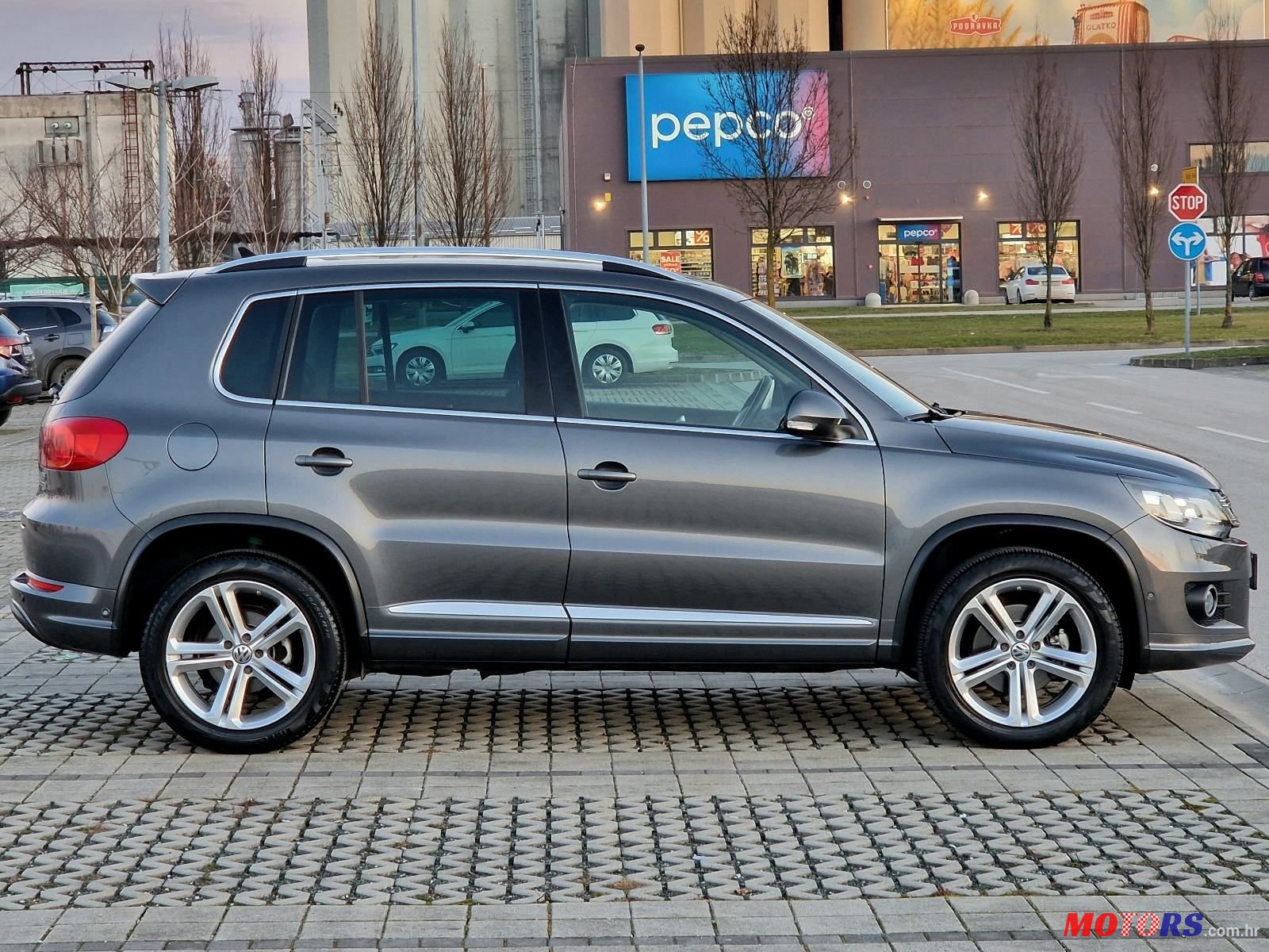 2013' Volkswagen Tiguan 2,0 Tdi Bmt photo #6