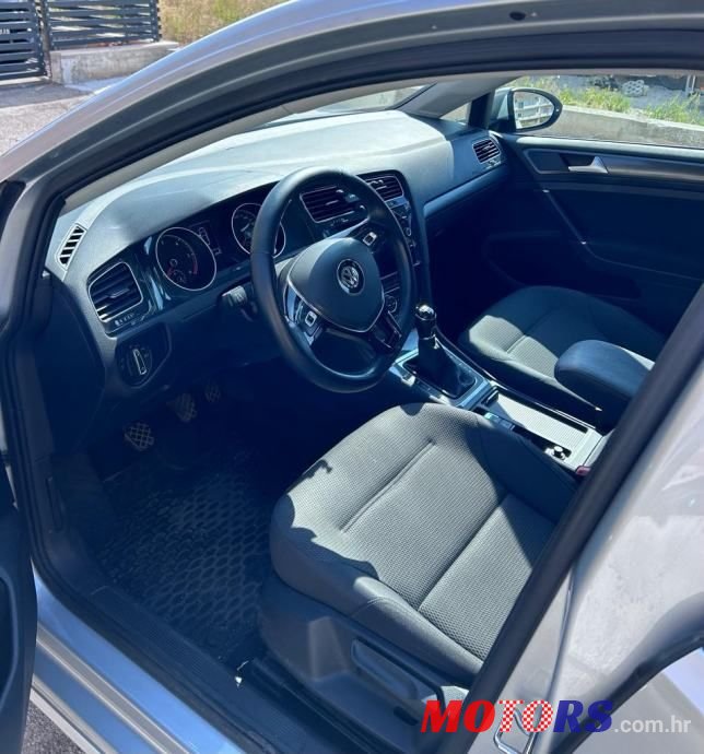 2019' Volkswagen Golf VII 1,6 Tdi photo #6