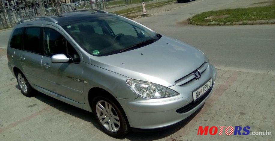 2005' Peugeot 307 Sw 1,6 Hdi photo #1