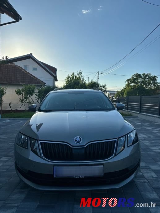 2018' Skoda Octavia Combi photo #1