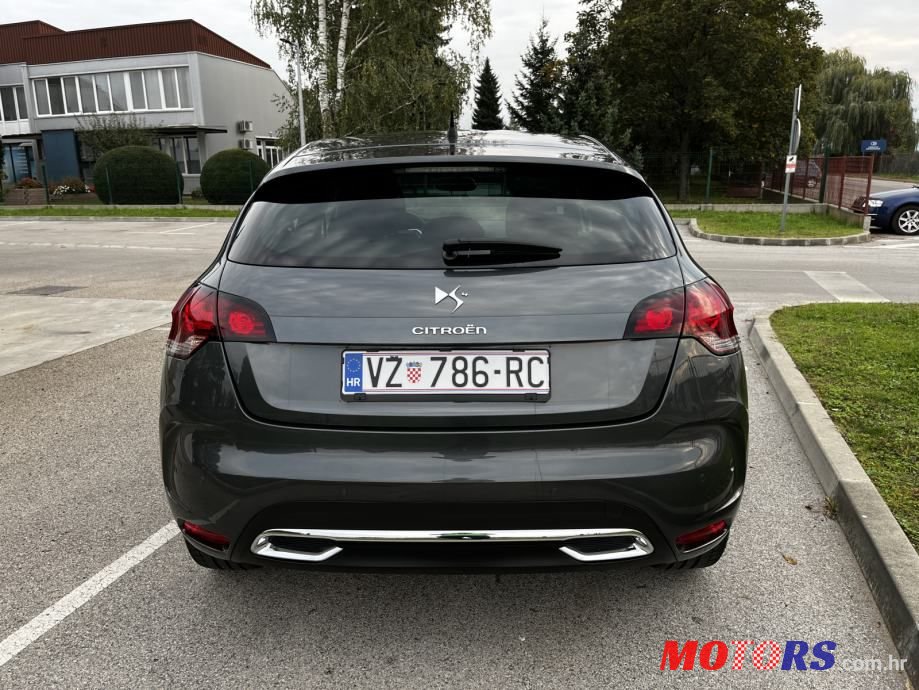 2012' Citroen DS4 Sport photo #5
