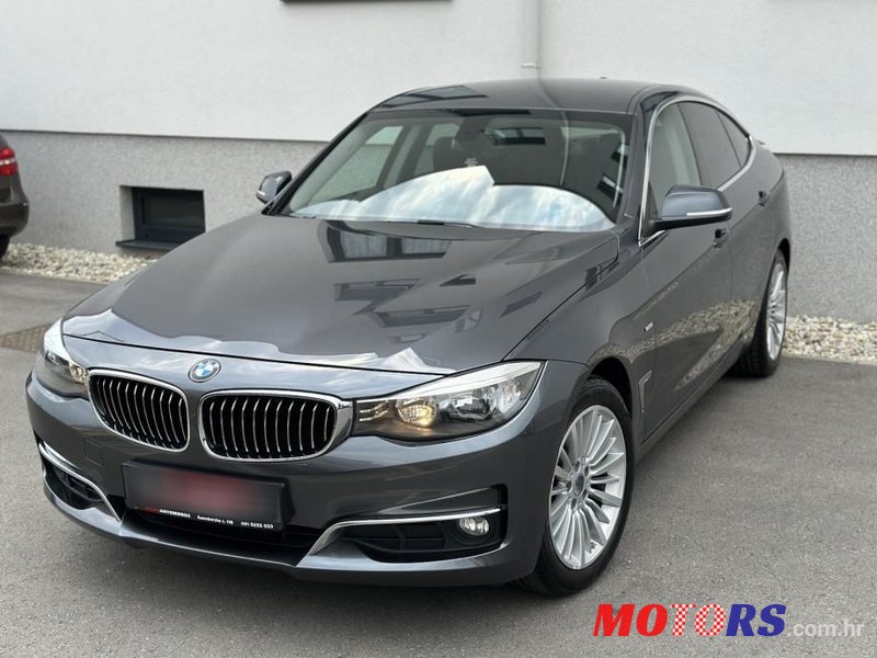 2015' BMW Serija 3 318D photo #4