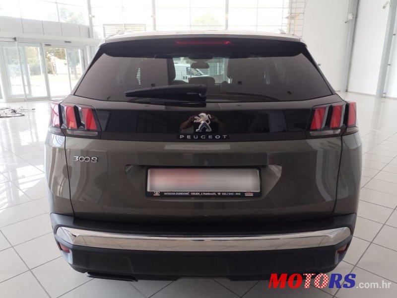 2018' Peugeot 3008 1,5 Bluehdi photo #5