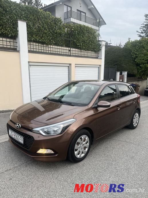 2016' Hyundai i20 1,4 Crdi photo #2
