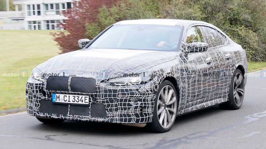 BMW i4 Spied Sporting Twin-Stalk M Side Mirrors, Wider Rear Fenders