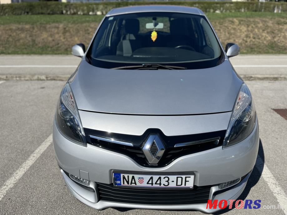 2014' Renault Scenic Dci photo #3