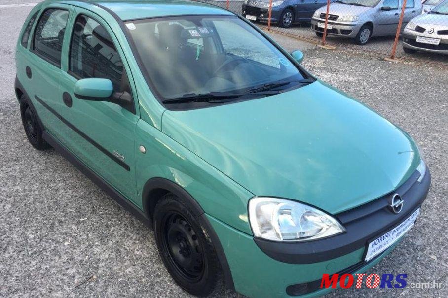 2002' Opel Corsa Club 1,7 photo #1