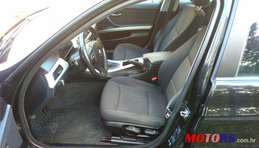 2009' BMW Serija 3 320D photo #1