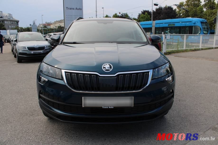 2020' Skoda Karoq 1.0 Tsi photo #2