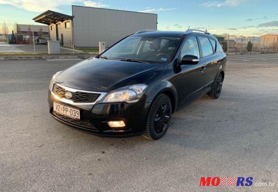 2010' Kia Ceed Sportswagon photo #1