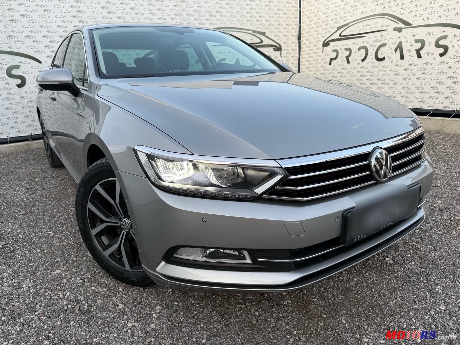 2016' Volkswagen Passat 2,0 Tdi Bmt Dsg photo #1