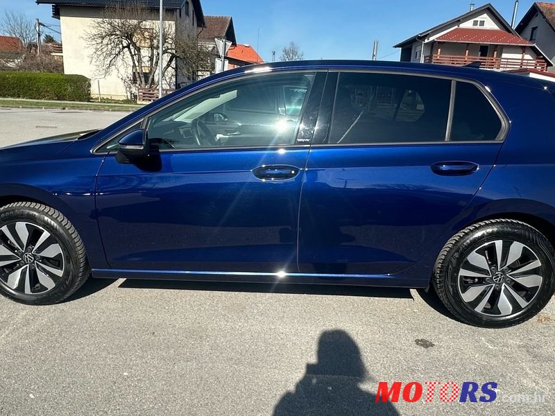 2023' Volkswagen Golf VIII 2,0 Tdi photo #5