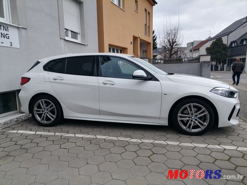 2020' BMW Serija 1 118D photo #4