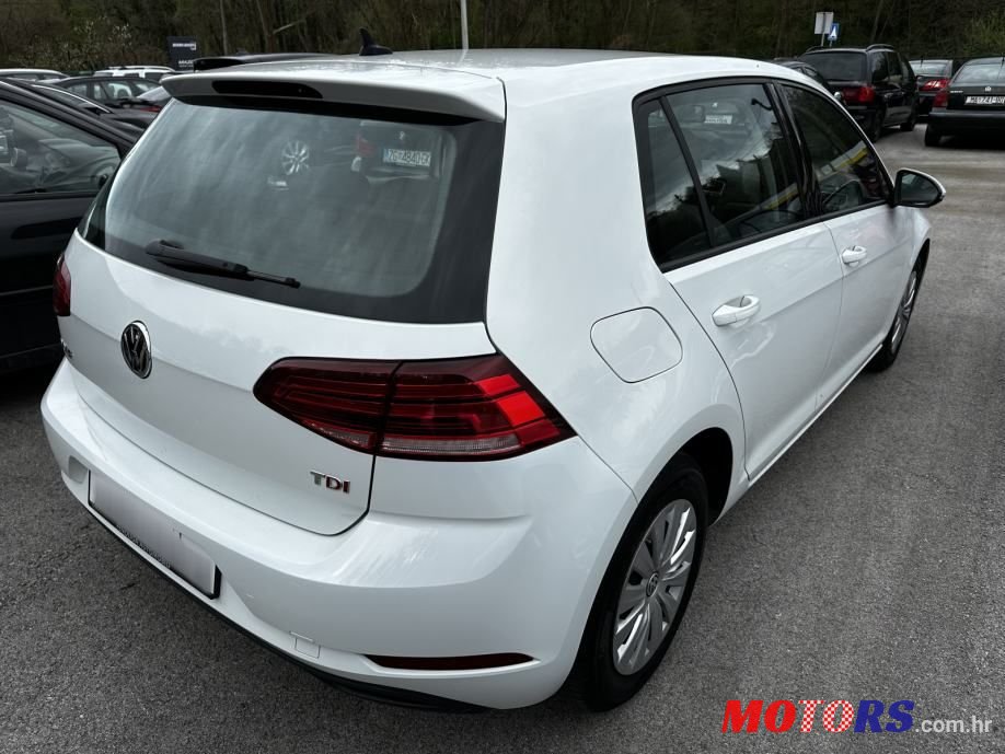 2017' Volkswagen Golf VII 1,6 Tdi photo #2