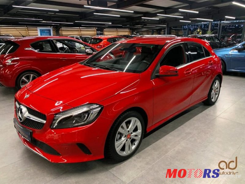 2016' Mercedes-Benz A-Klasa 180 photo #1