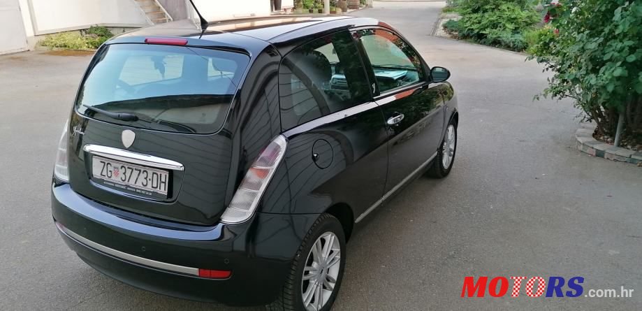 2007' Lancia Y photo #5