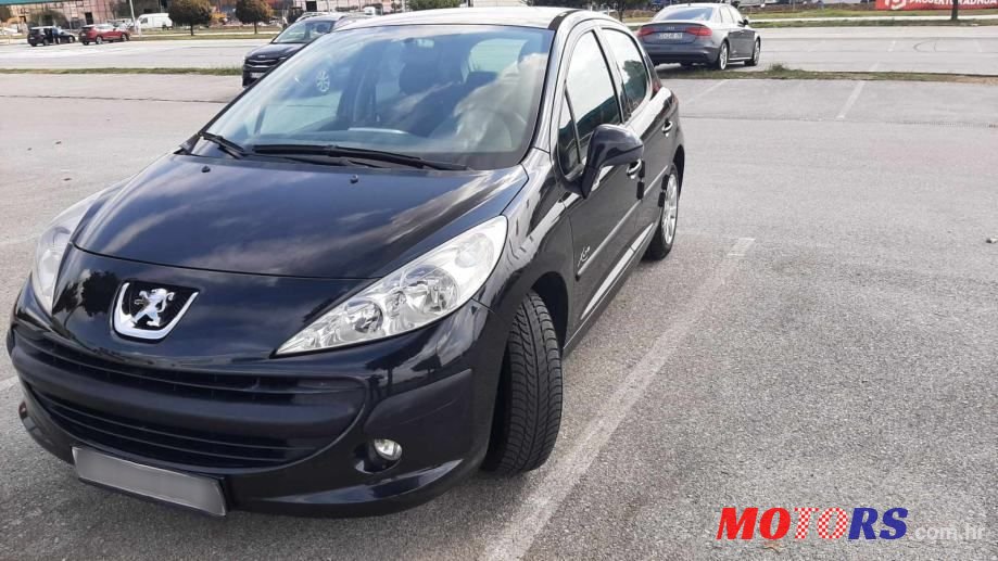 2007' Peugeot 207 1,4 photo #1