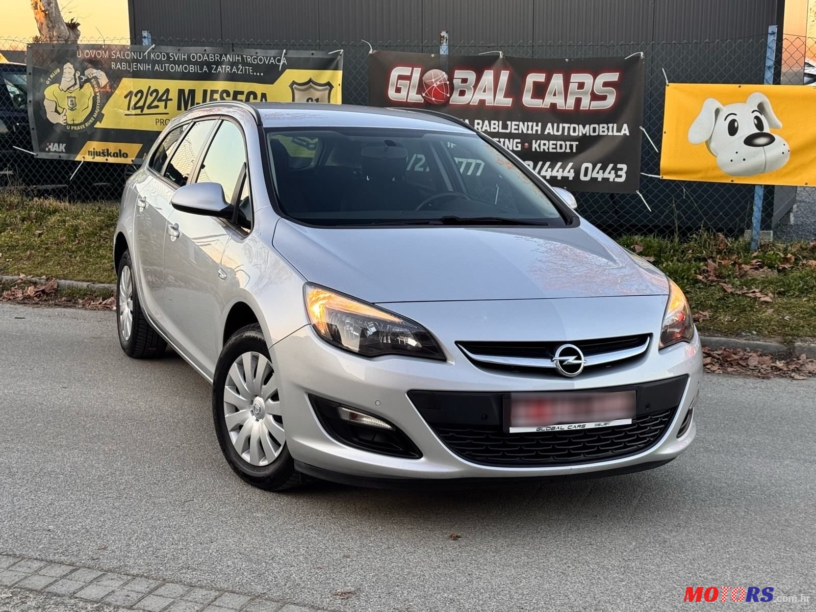 2016' Opel Astra Karavan photo #4