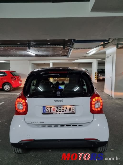 2017' Smart Fortwo Eq photo #3