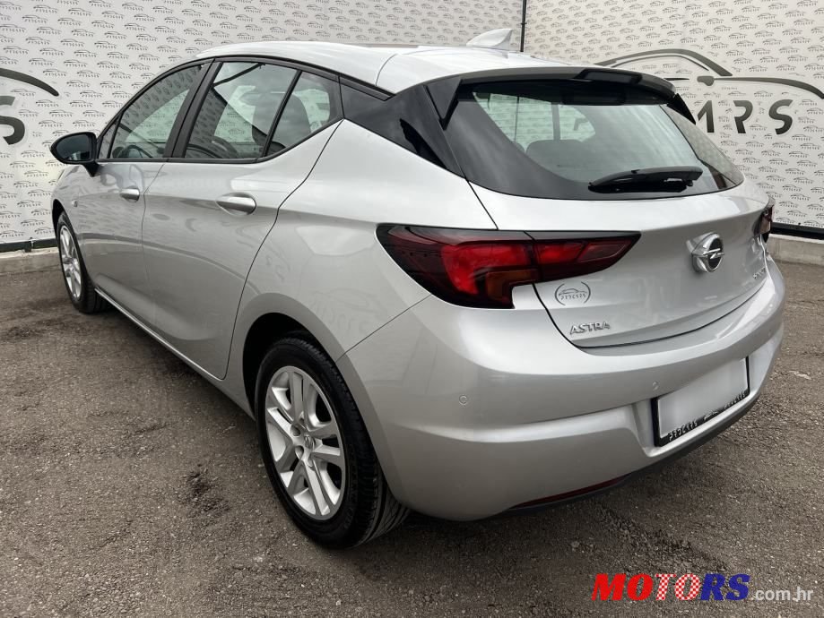 2017' Opel Astra 1.6 Cdti photo #6