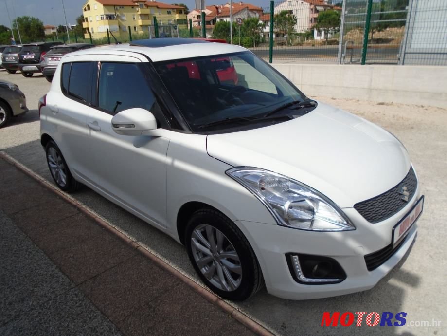 2015' Suzuki Swift 1,2 Se photo #4