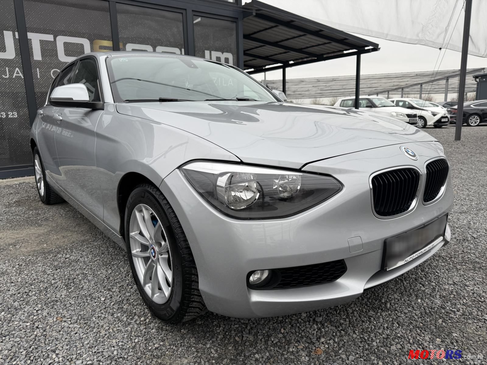 2014' BMW Serija 1 118D photo #1
