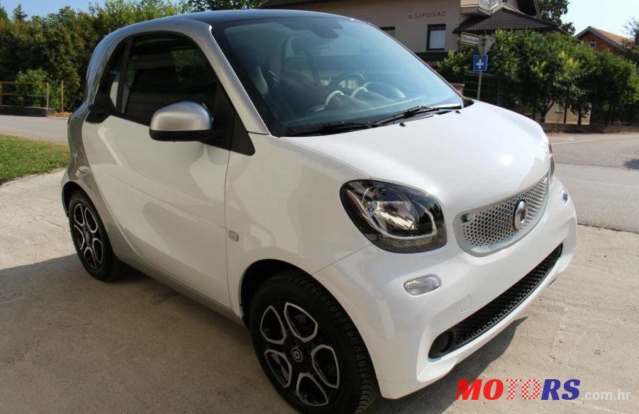 2019' Smart Fortwo Coupe Smart Fortwo photo #1
