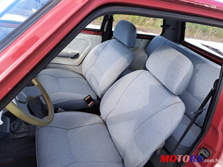 1990' Yugo 45 Koral photo #4