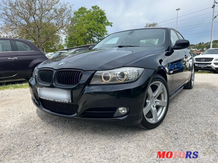 2011' BMW Serija 3 318D Sport photo #1