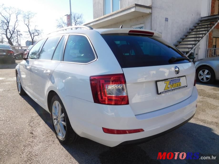 2014' Skoda Octavia Combi photo #5