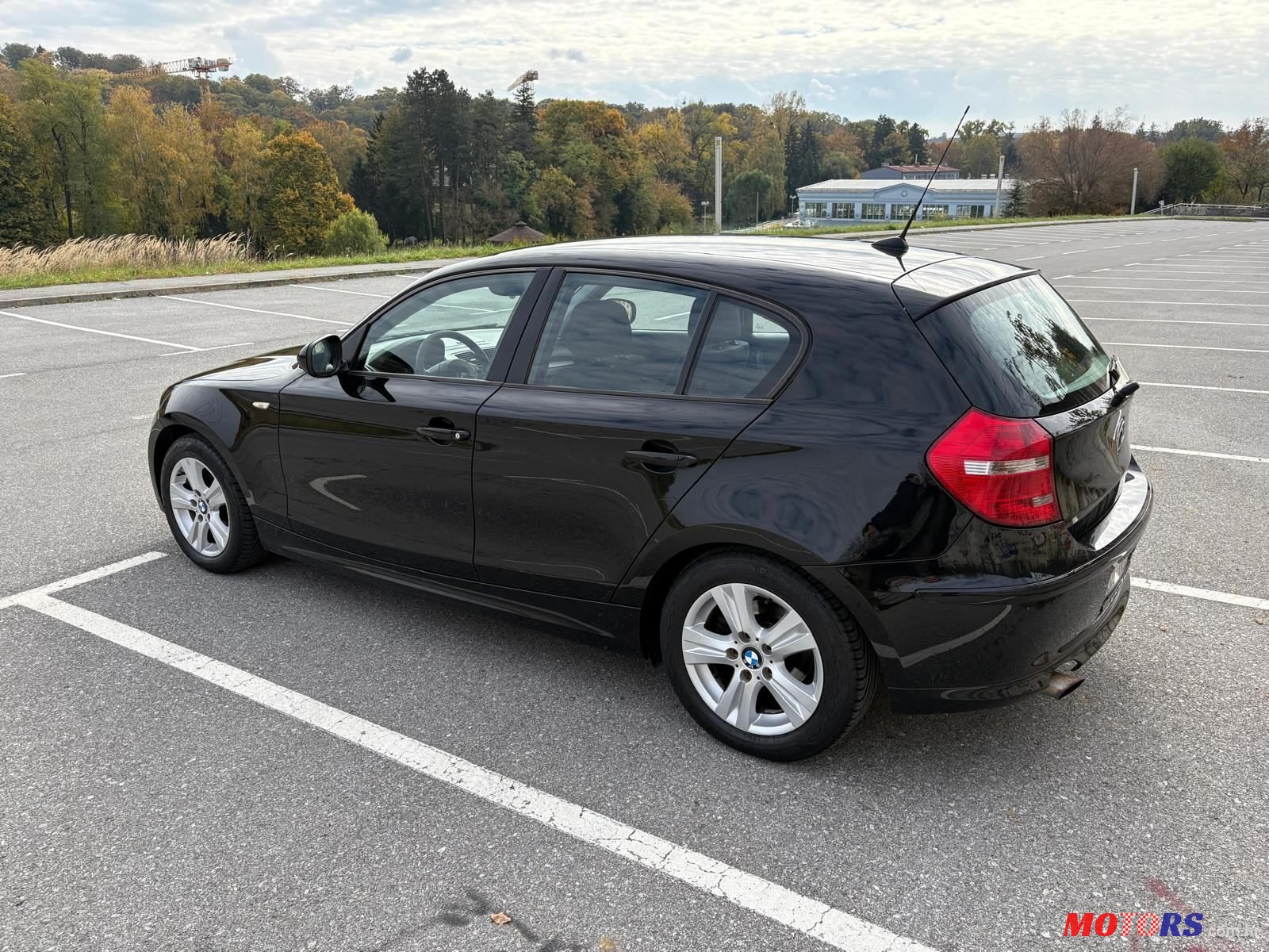 2010' BMW Serija 1 116D photo #4