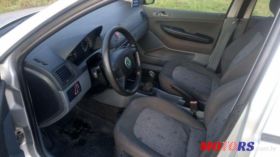 2003' Skoda Fabia photo #3